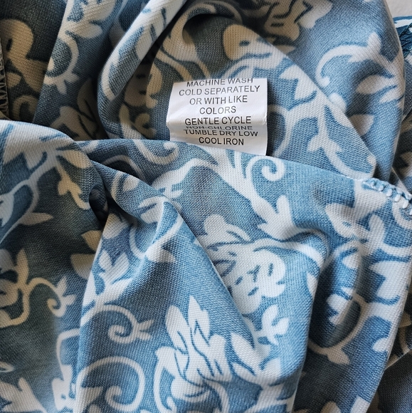 Jon & Anna Tie Back Blue Floral Stretch 3/4 Sleeve Dress - Picture 11 of 12